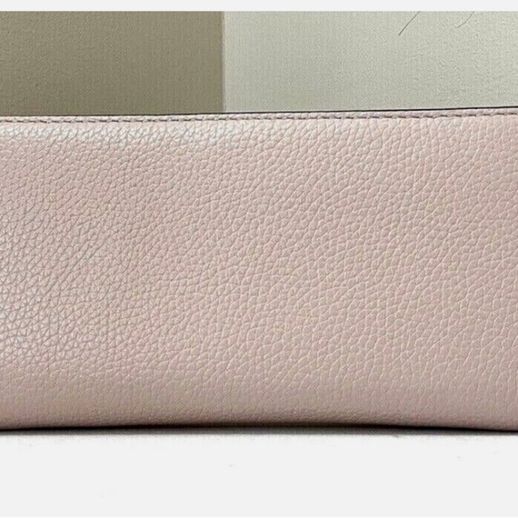 Michael Kors Light Pink Wallet Sleek Minimalist Design pebbled leather - Picture 6 of 6